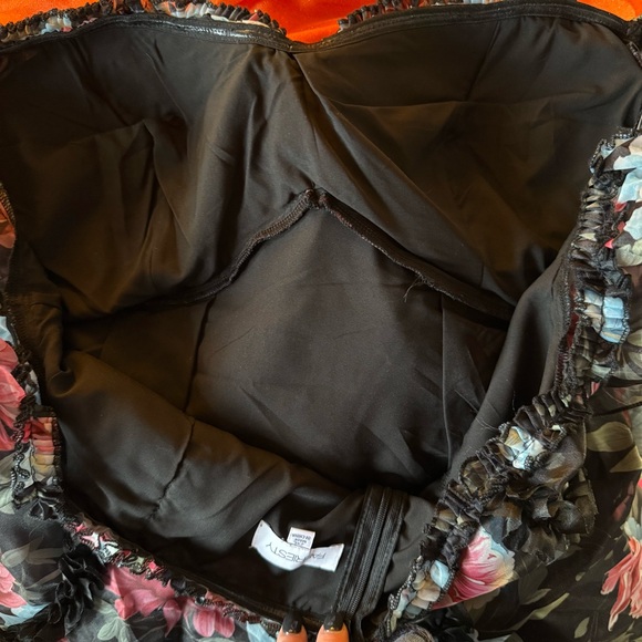 Layered Black Floral Ruffle Mini-Dress NWT Size 2X - Picture 4 of 4